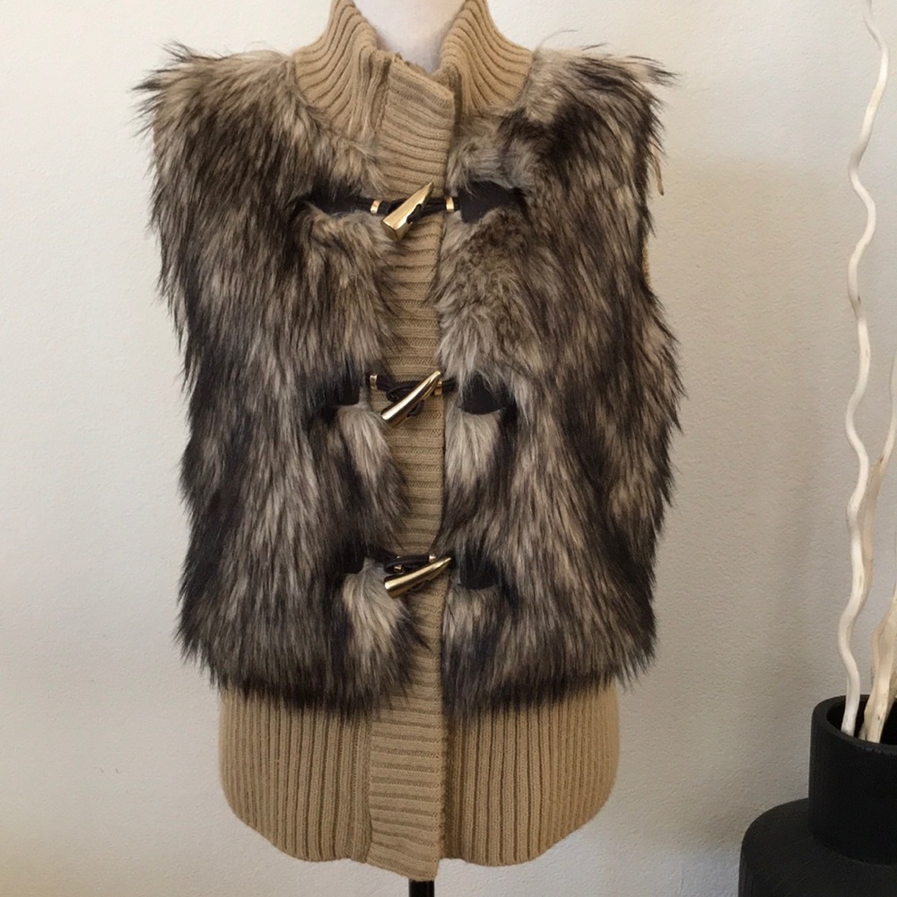 Michael Kors faux fur camel vest w/ gold hardware